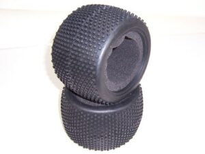 Reifen small Spike 2 Stück 88731 FS-Cars 1:8