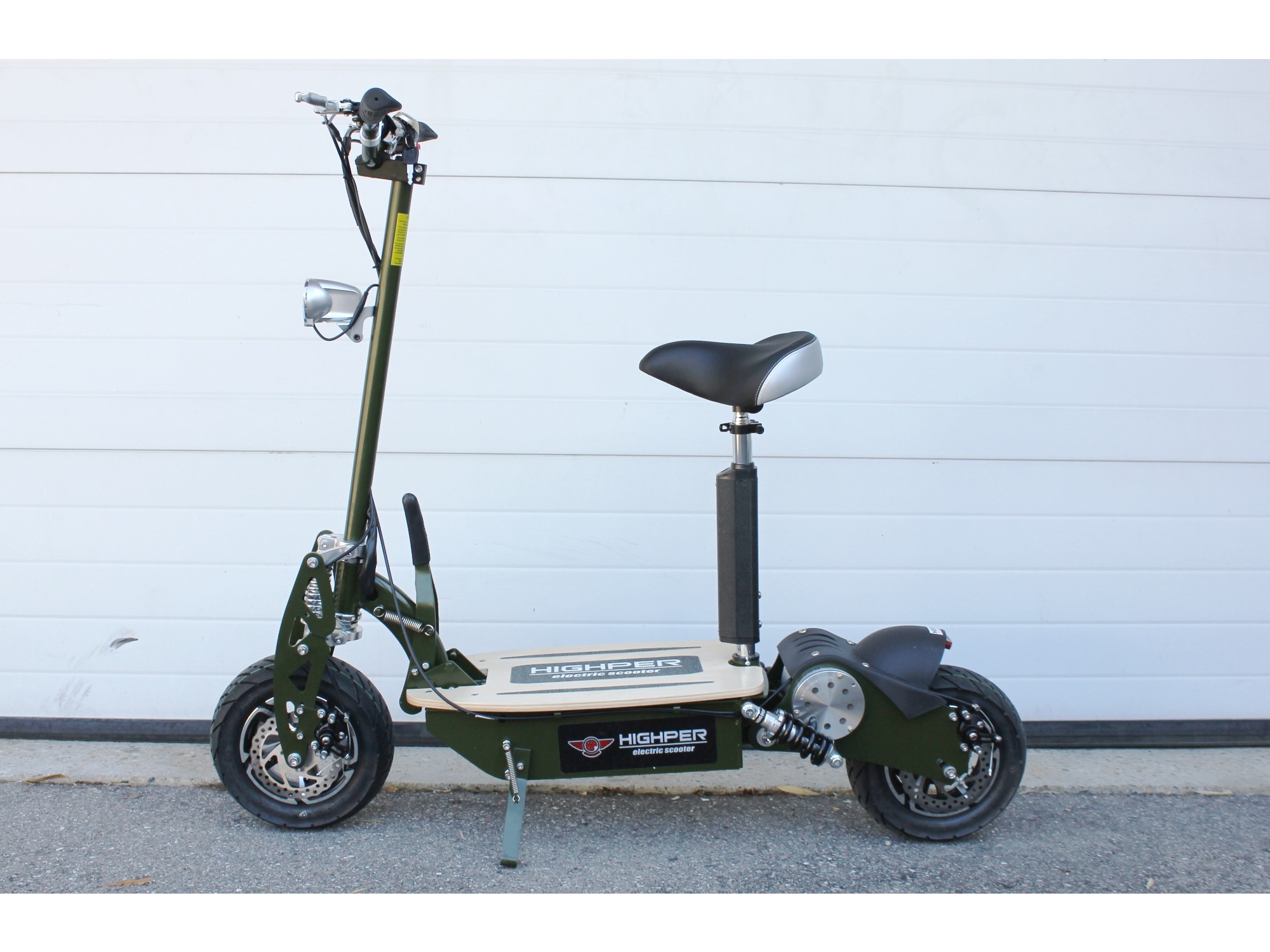 Betriebsbereit Elektro-Trotti mit 1600 Watt - 48 Volt - in rot – Bild 3