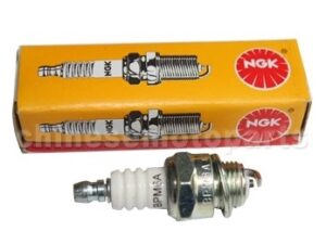 Zündkerze BM6A - NGK BM6A  zu Pocket Motoren  43-49ccm