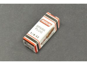 Zündkerze Iridium ME8 / ME-8, 1/4 - 32 zu 15ccm Motoren und andere