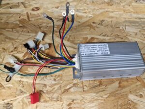 Fahrtregler 1200W - 48V/60V zu Elektro-Trotti Citycoco