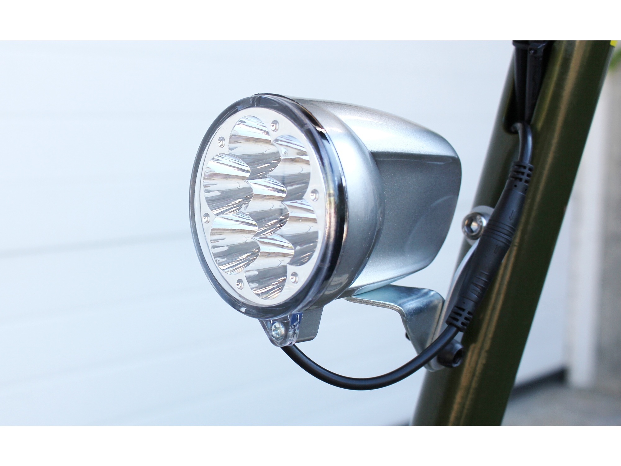 Betriebsbereit Elektro-Trotti mit 1600 Watt - 48 Volt - in rot – Bild 6