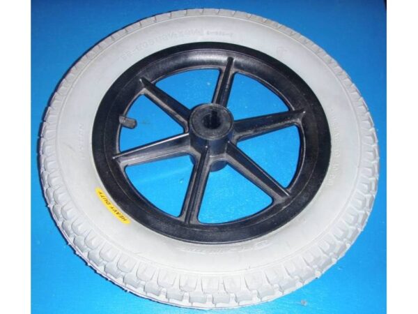 Rad 12.5 x 2 1/4 mit Kunststoffelge für Anhänger oder Elektrorollstühle