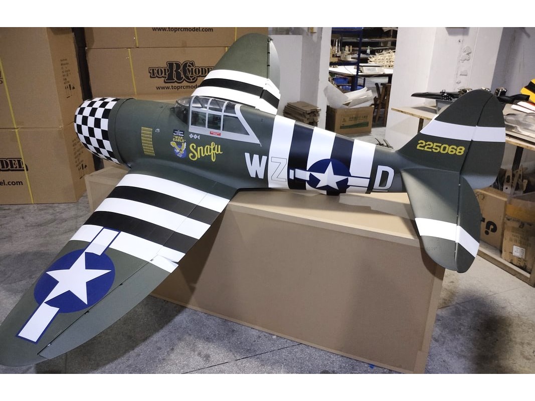 TopRC Model P-47 Thunderbolt Snafu - Full Composite, 80ccm, Spw 2438mm, ARF-Set – Bild 3