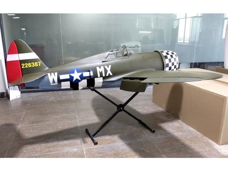 TopRC Model P-47 Thunderbolt Miss Behave - Full Composite, 80ccm, Spw 2438mm, ARF-Set – Bild 2