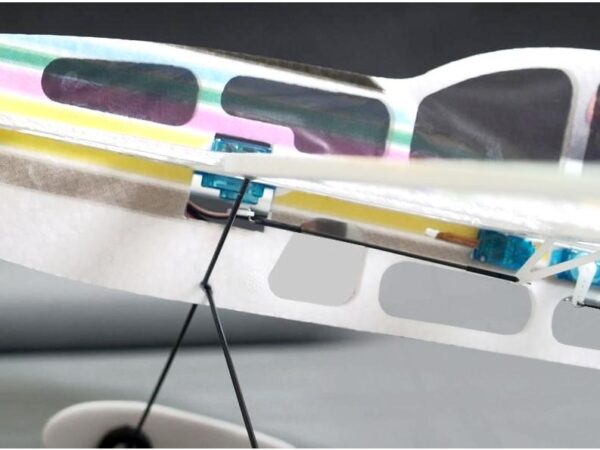 Hollow-Out 330, Spw 650mm, Indoormodell aus EPO, KIT-Bausatz von DW-Hobby – Bild 5