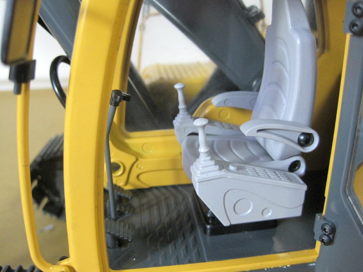 Schaufelbagger Volvo EC360 / Earth Digger 360L, 1:14 - Vollmetall, KIT-Bausatz – Bild 2