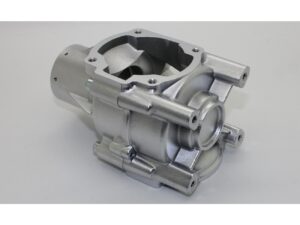 Kurbelwellengehäuse zu Benzin Boxermotor DLE120, 120ccm