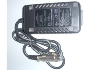 Ladegerät NiMh 24V zu TDE25 Cross Rider