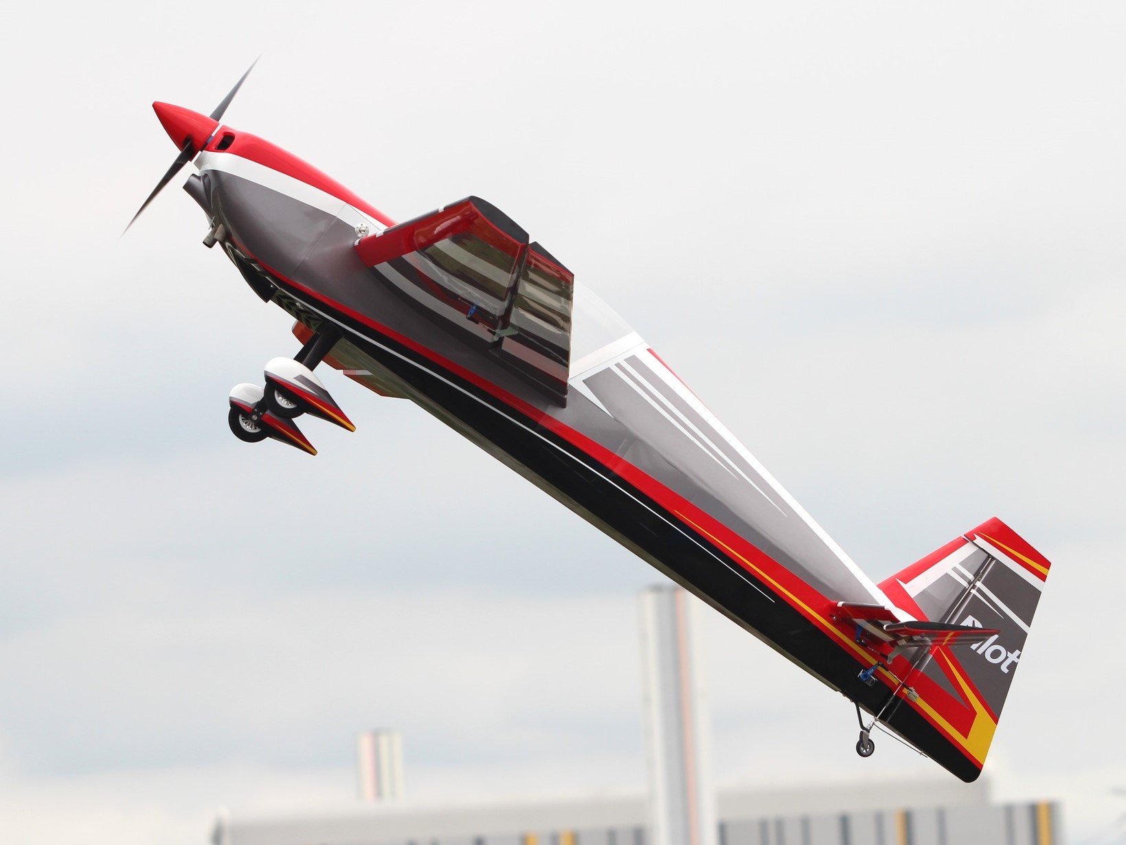 SLICK-60 - elektro, Spw 1526mm, ARF-Set, PILOT-RC – Bild 3