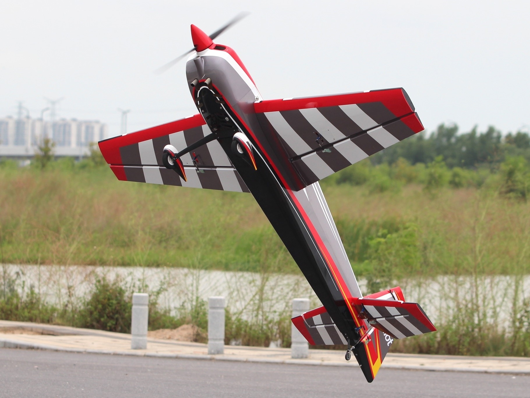 SLICK-74, 30-40ccm, Spw 1880mm, ARF-Set, PILOT-RC – Bild 2