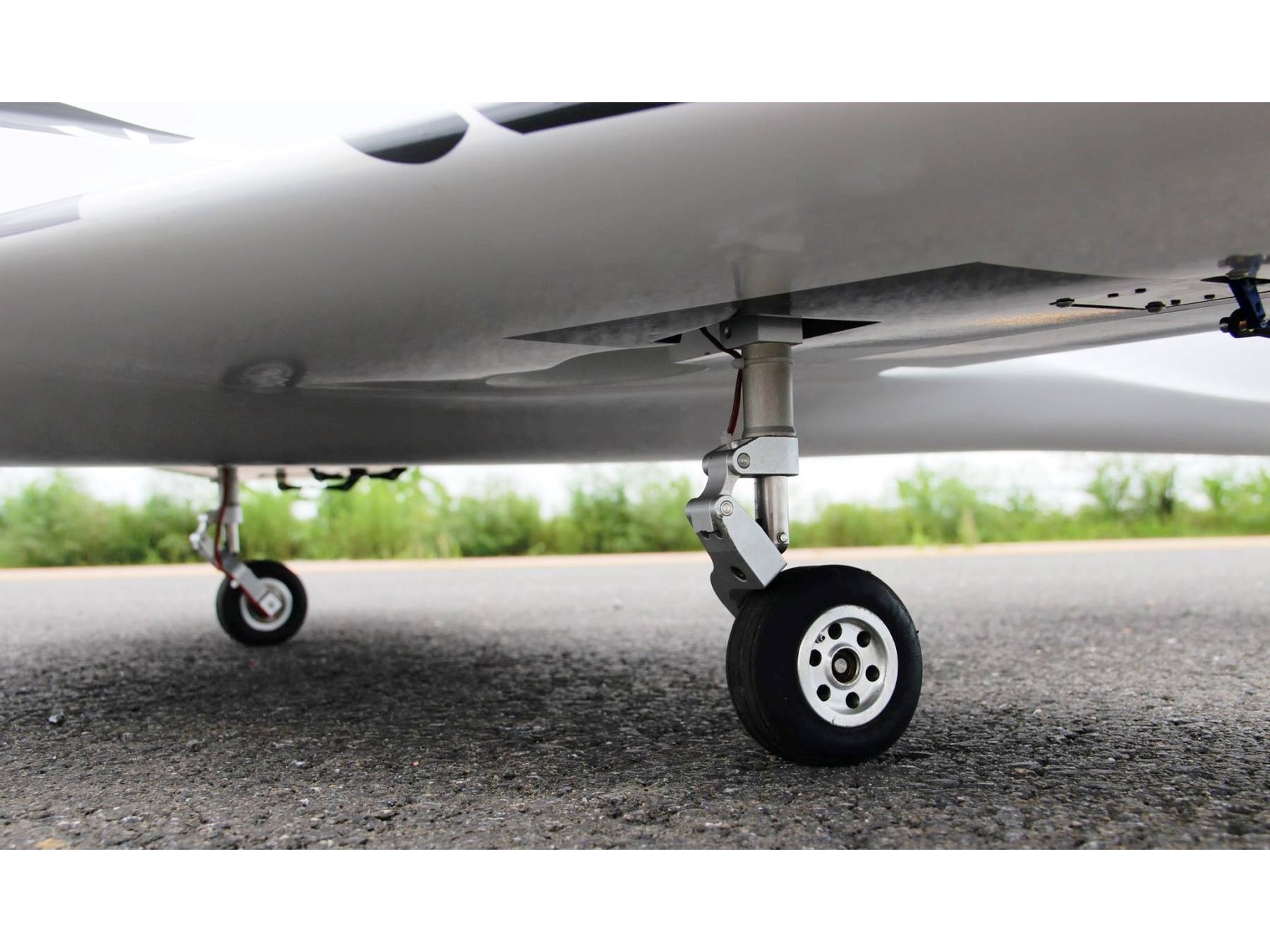 Full Composite Predator 2.7m - Turbine Ready Jet, Spw 2375mm mit EZFW, Pilot-RC – Bild 5