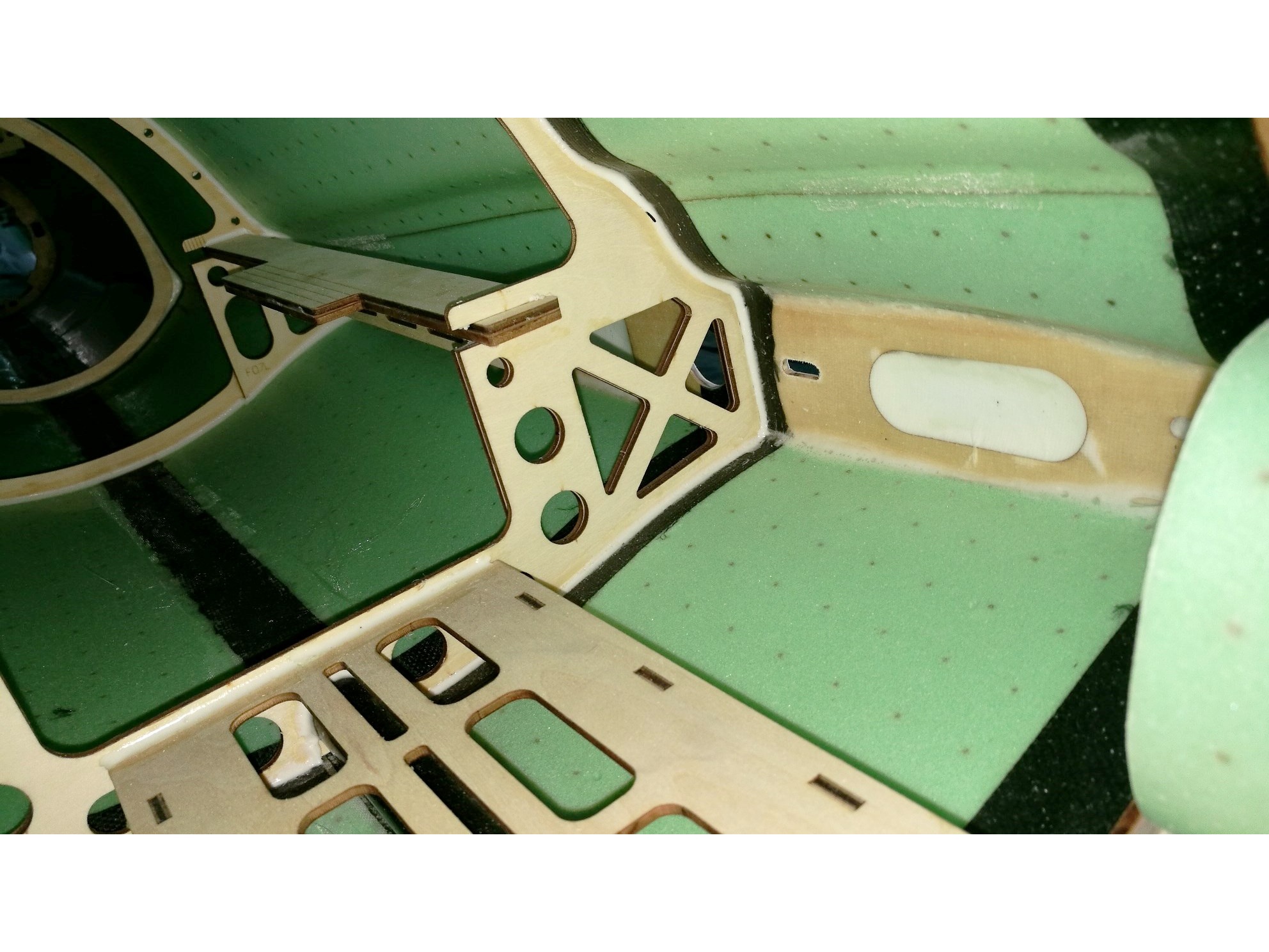 Full Composite Predator 2.7m - Turbine Ready Jet, Spw 2375mm mit EZFW, Pilot-RC – Bild 4