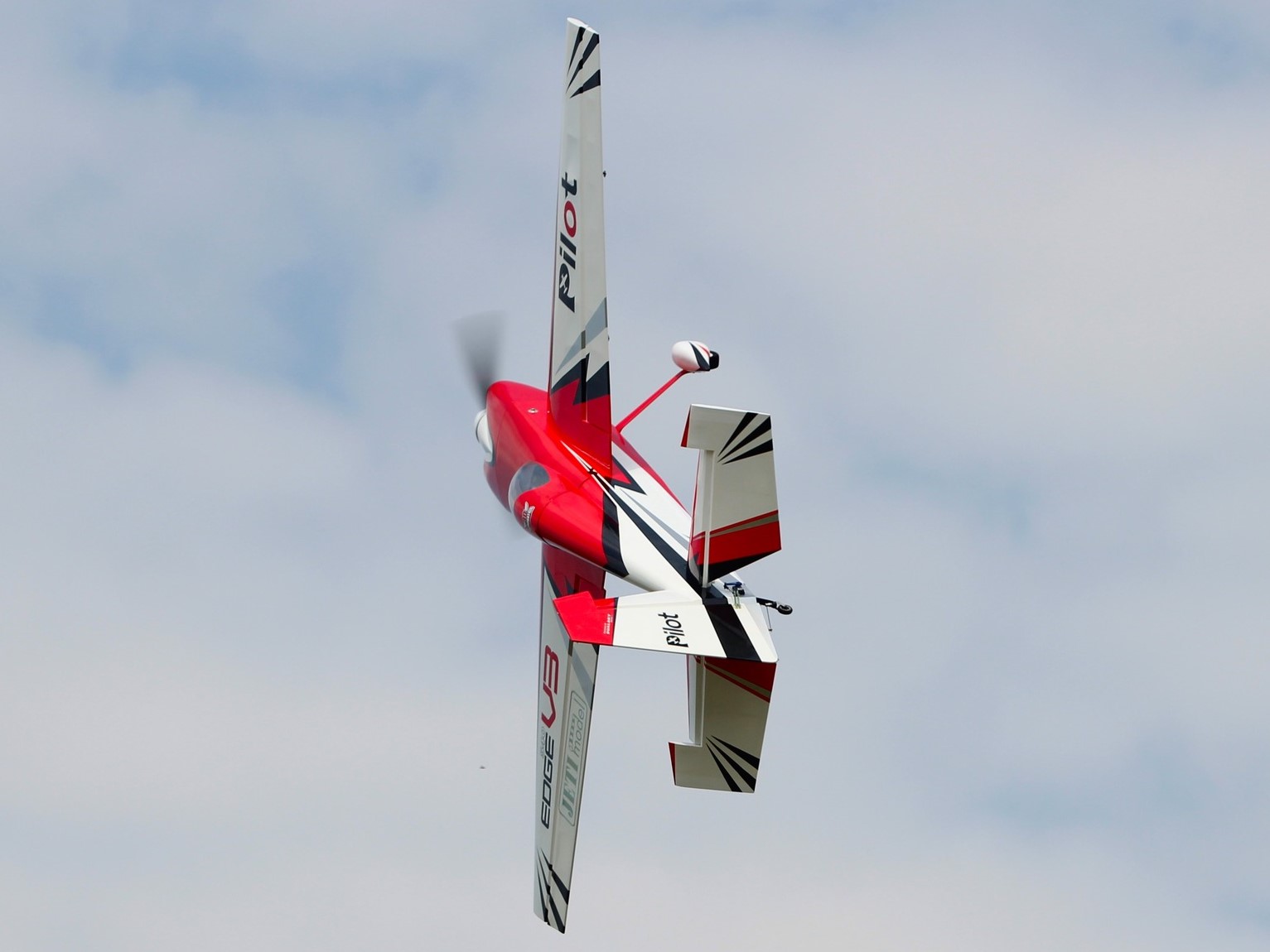 Edge 540 V3 - 103'' 2643mm - Pilot-RC 01 – Bild 3