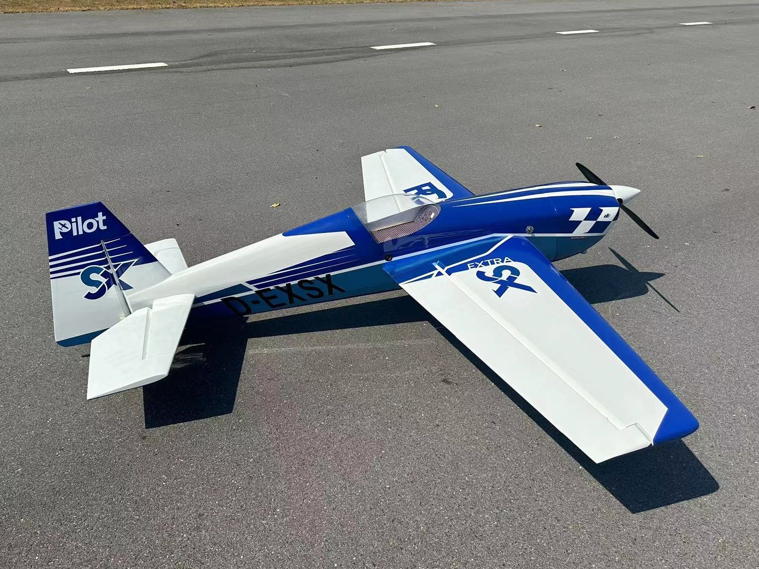 EXTRA 330SX-75 - Carbon Competition - Spw 1900mm - ARF-Set - PILOT-RC
