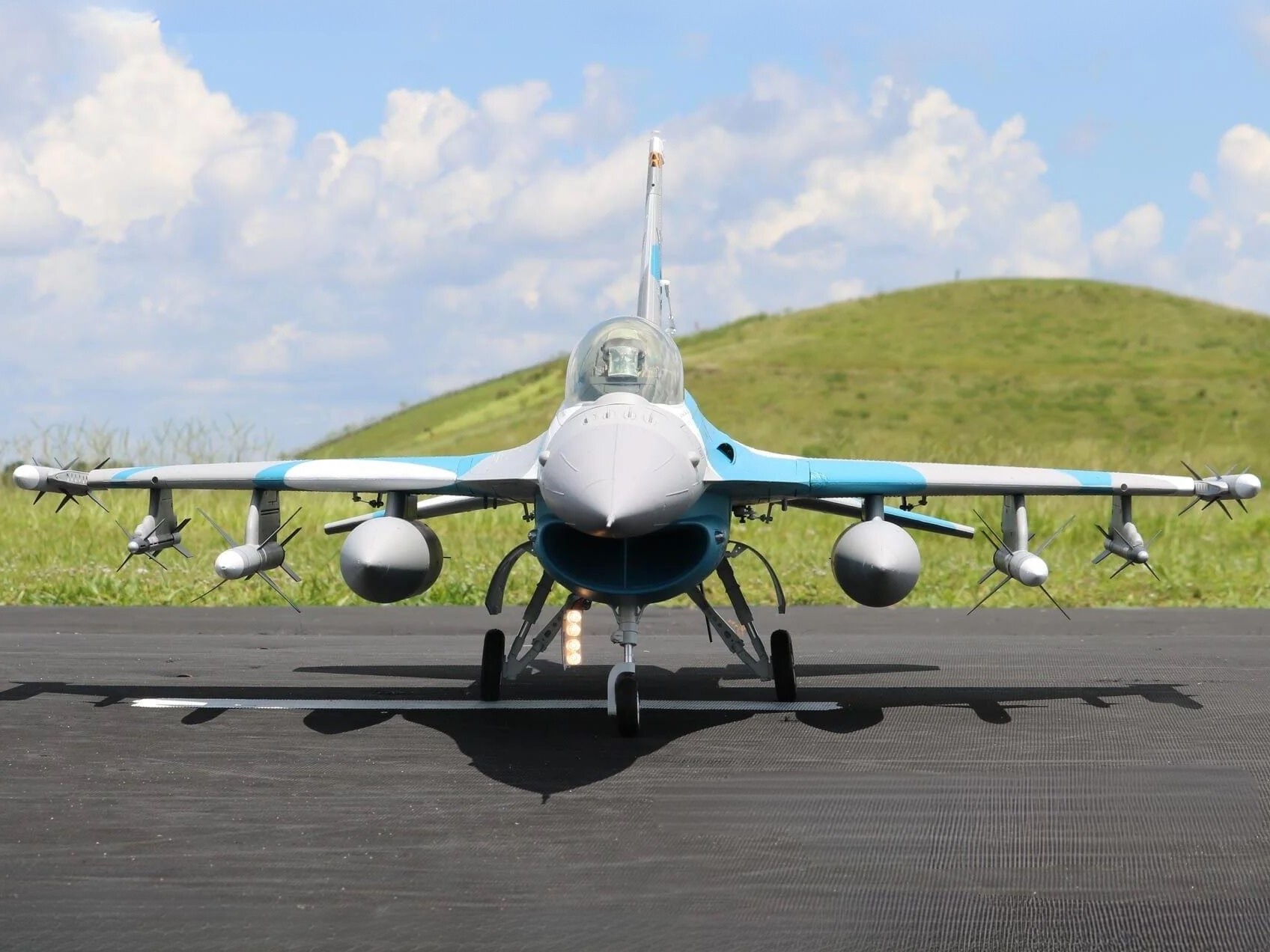 Falcon F-16C V2 - 90mm EDF Jet - Spw 955mm, PNP 8S-Set - Freewing – Bild 5