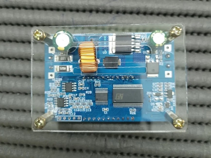 DC-DC 5A Spannungswandler / Reduzierer von 6.5 - 36V auf 1.2 - 32V – Bild 2