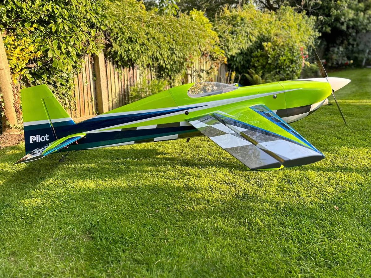 Edge 540 V3 - 103'' 2643mm - Pilot-RC – Bild 4