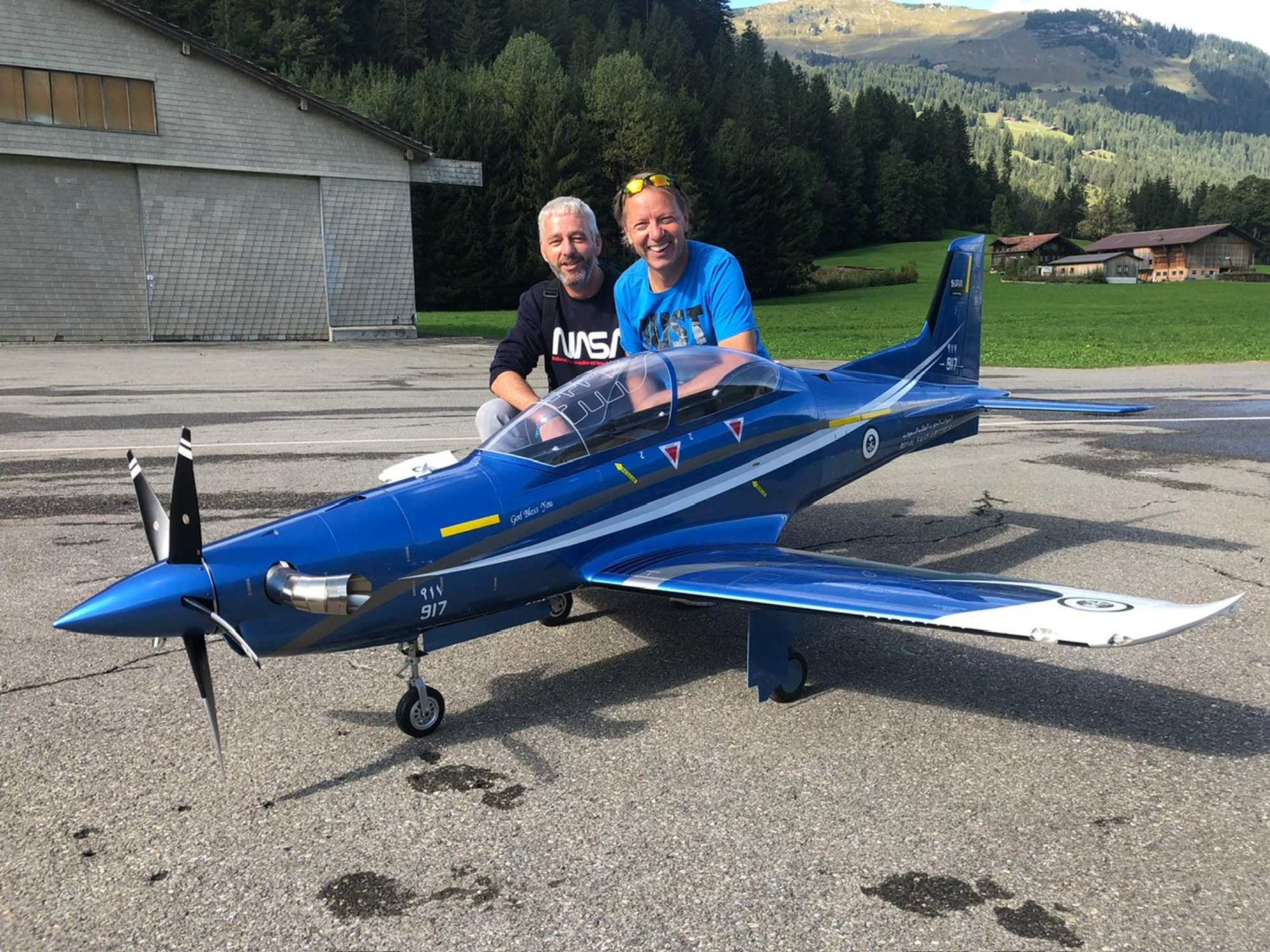 Skymaster PC-21 - 1:4 - L 2850 mm (112.5") - Scale Jet - Custom – Bild 5