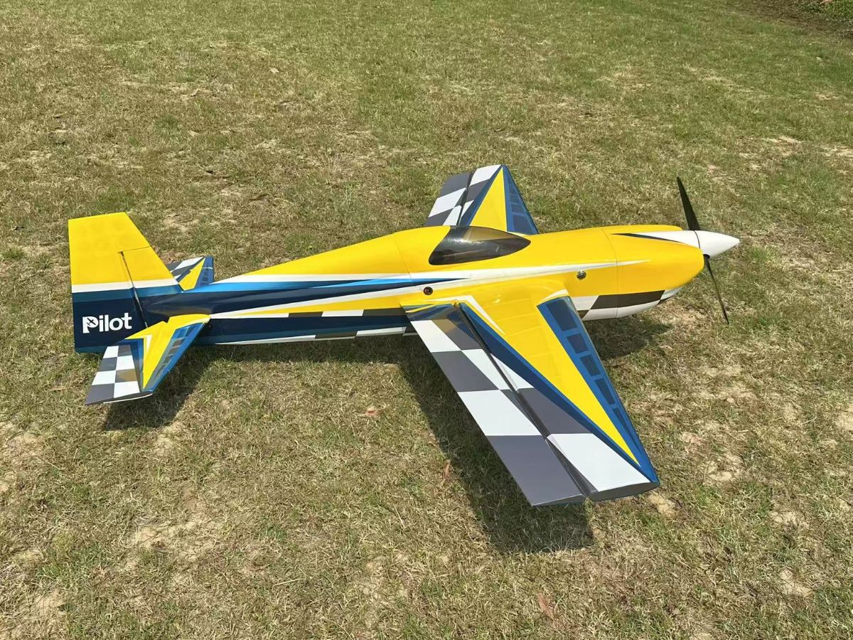 Edge 540 V3 - 85' 2160mm - Pilot-RC 02 – Bild 2