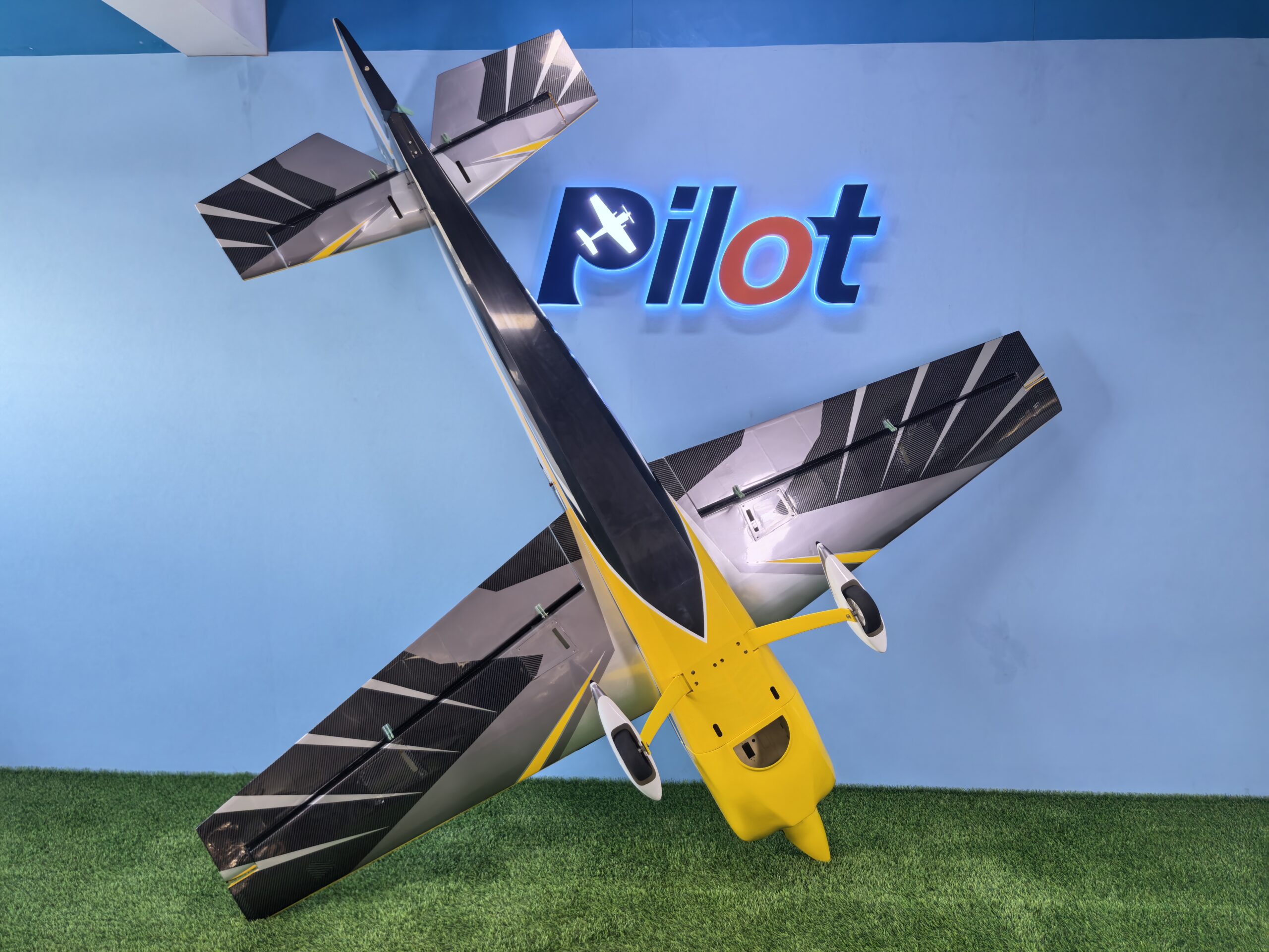 Raven 103 - Carbon Competition - Spw 2600mm - ARF-Set - Gelb/Grau - Pilot-RC – Bild 6