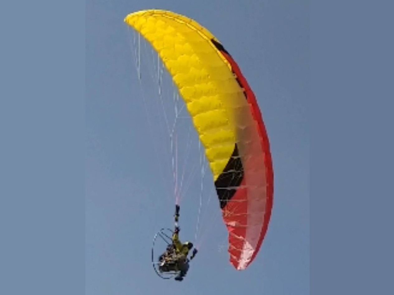 RC Motor-Paraglider Paramotor Gleitschirm PNP-Set mit Pilot - Spw 2500mm