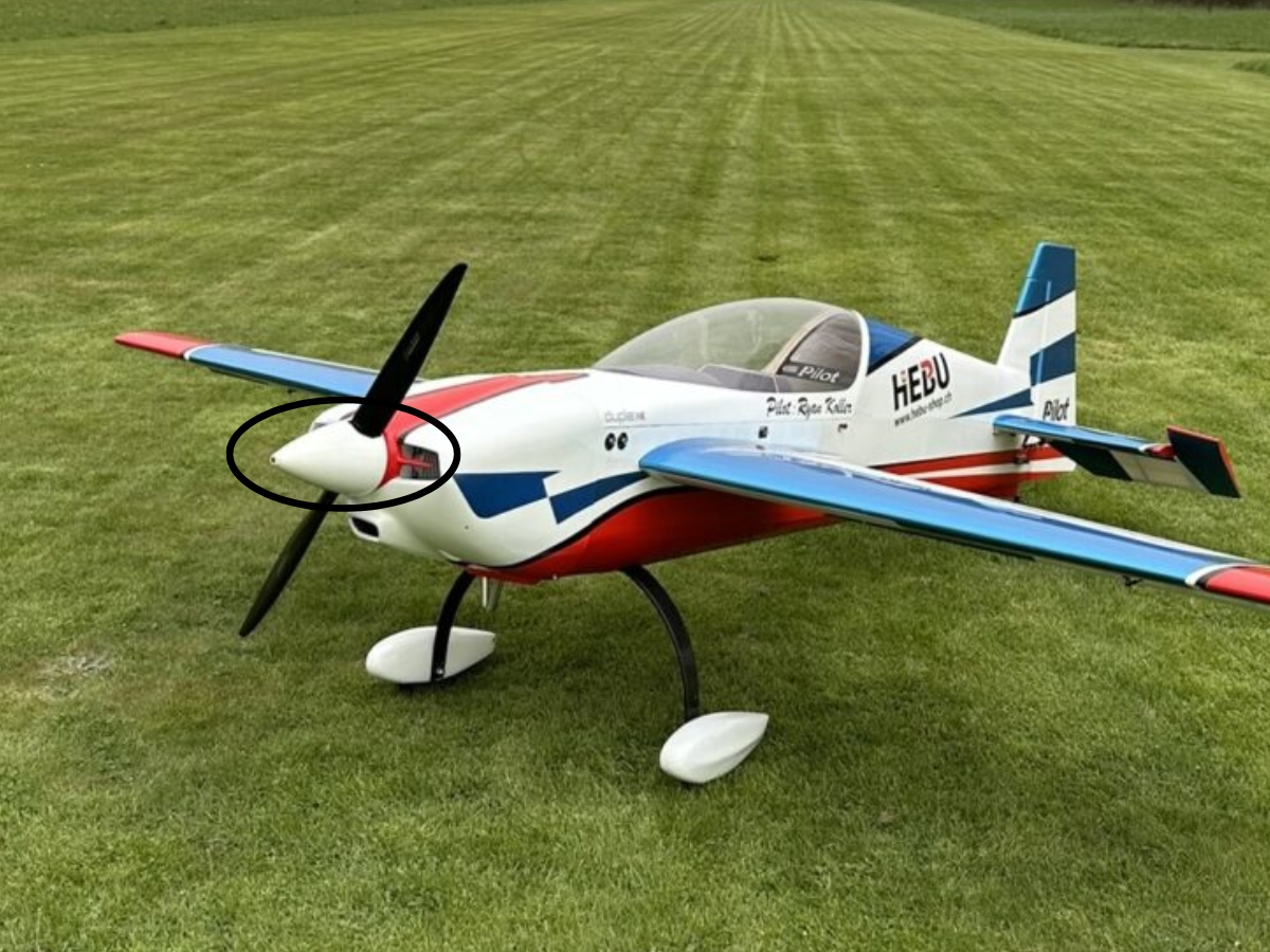 Spinner aus Carbon in 4,5" weiss zu Extra- NG V1-103 - 02,Spw 2600mm, PILOT-RC