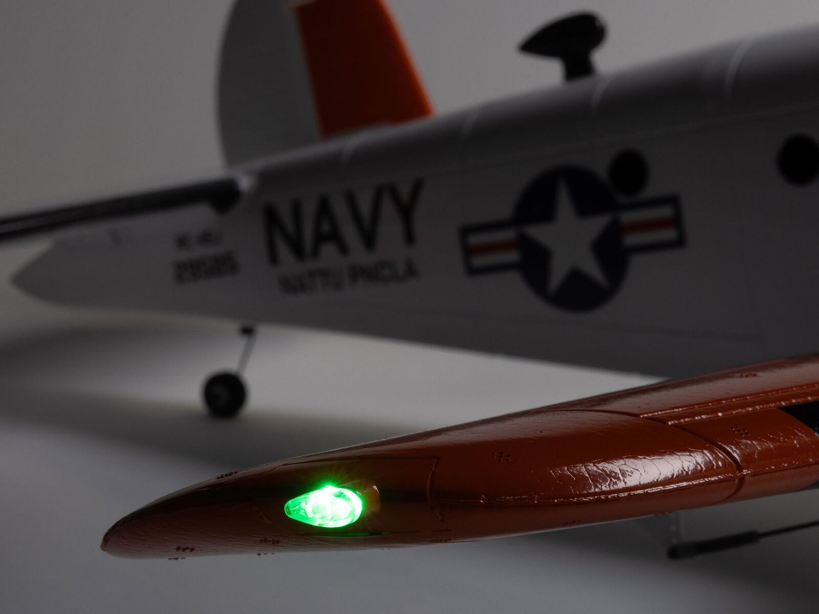 E-flite Beechcraft D18 / RC-45J 1.5m, Spw 1504mm, PNP-Set - EFL-3727 – Bild 4