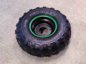 Quad Reifen Rad Junkai 145/70-6  mit Felge links