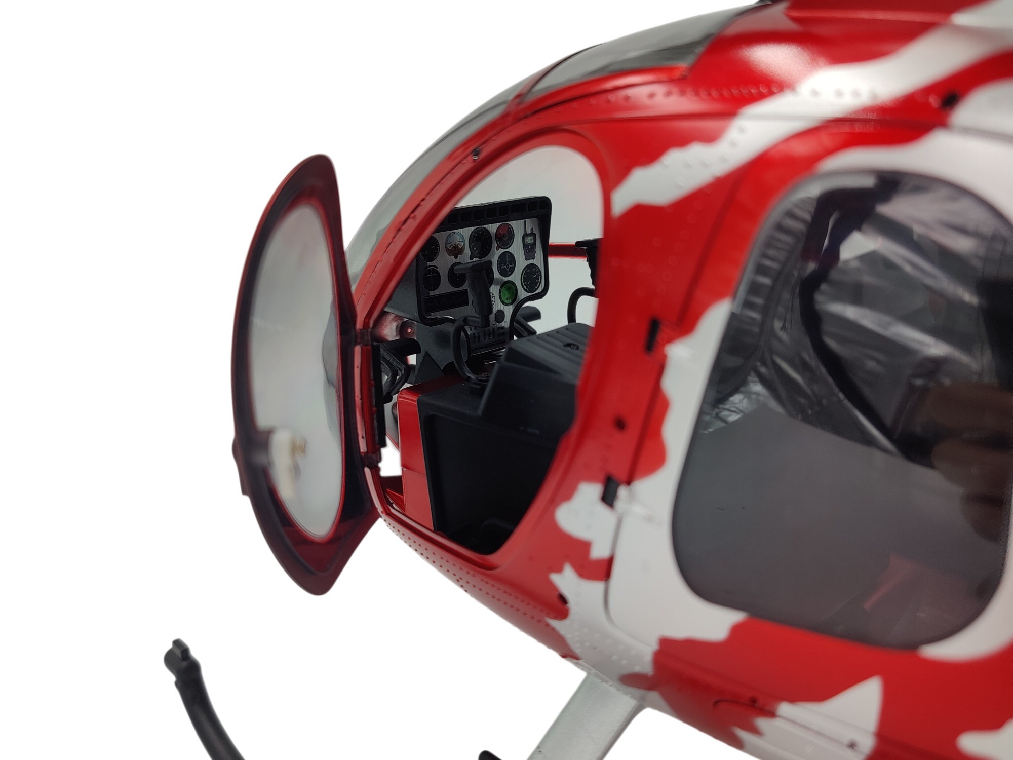 Scale Helicopter MD500 - rot silber - 6-Achs Gyro - GPS RTF-Set – Bild 3