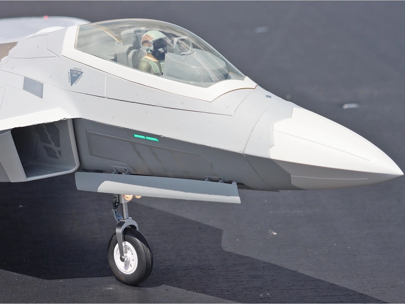 F-22 Raptor V2 Ultra Performance 90mm EDF Jet, Spw 1060mm, 8S PNP-Set, Freewing – Bild 5