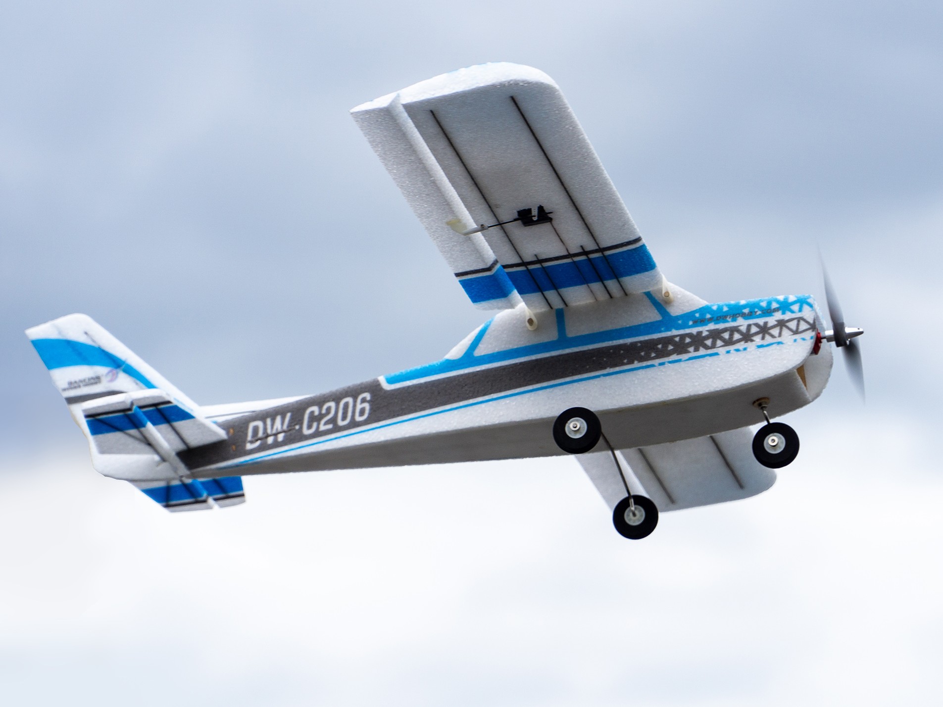 Cessna aus EPP - Balsa, Spw 1000mm, Kit-Bausatz von DW-Hobby – Bild 3
