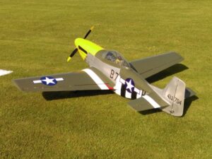 Full Composite P-51-D Mustang Ferocious Frankie 100ccm 2440mm, ARF CYModel