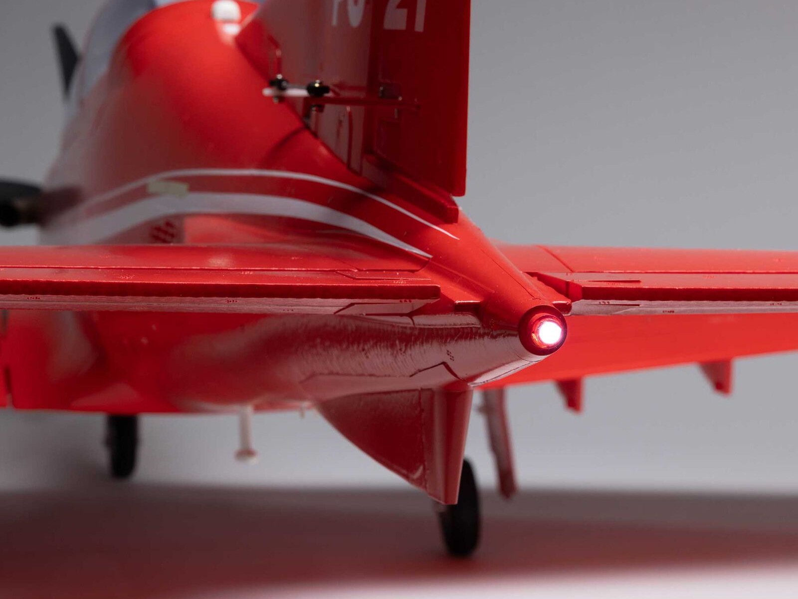 E-flite Pilatus PC-21 1.3m, Spw 1320mm, PNP-Set - EFL14975 – Bild 4