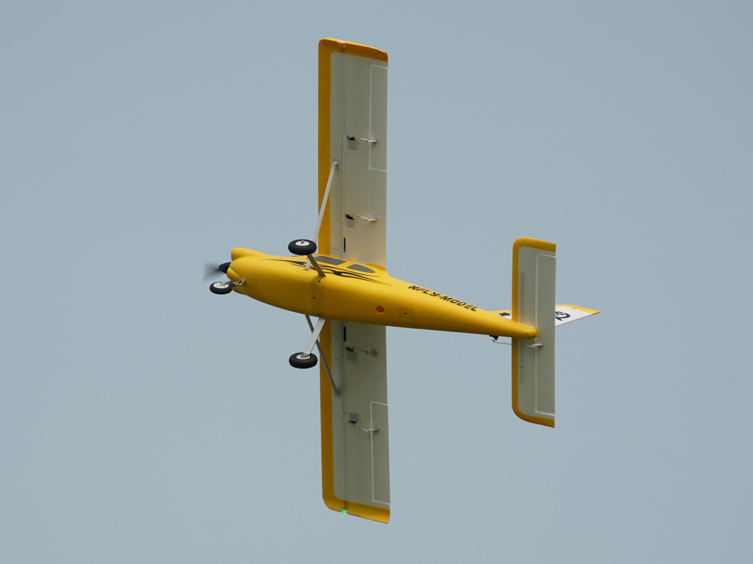 Venture Advanced Trainer, Spw 1300mm, PNP-Set von XFLY-Model – Bild 6