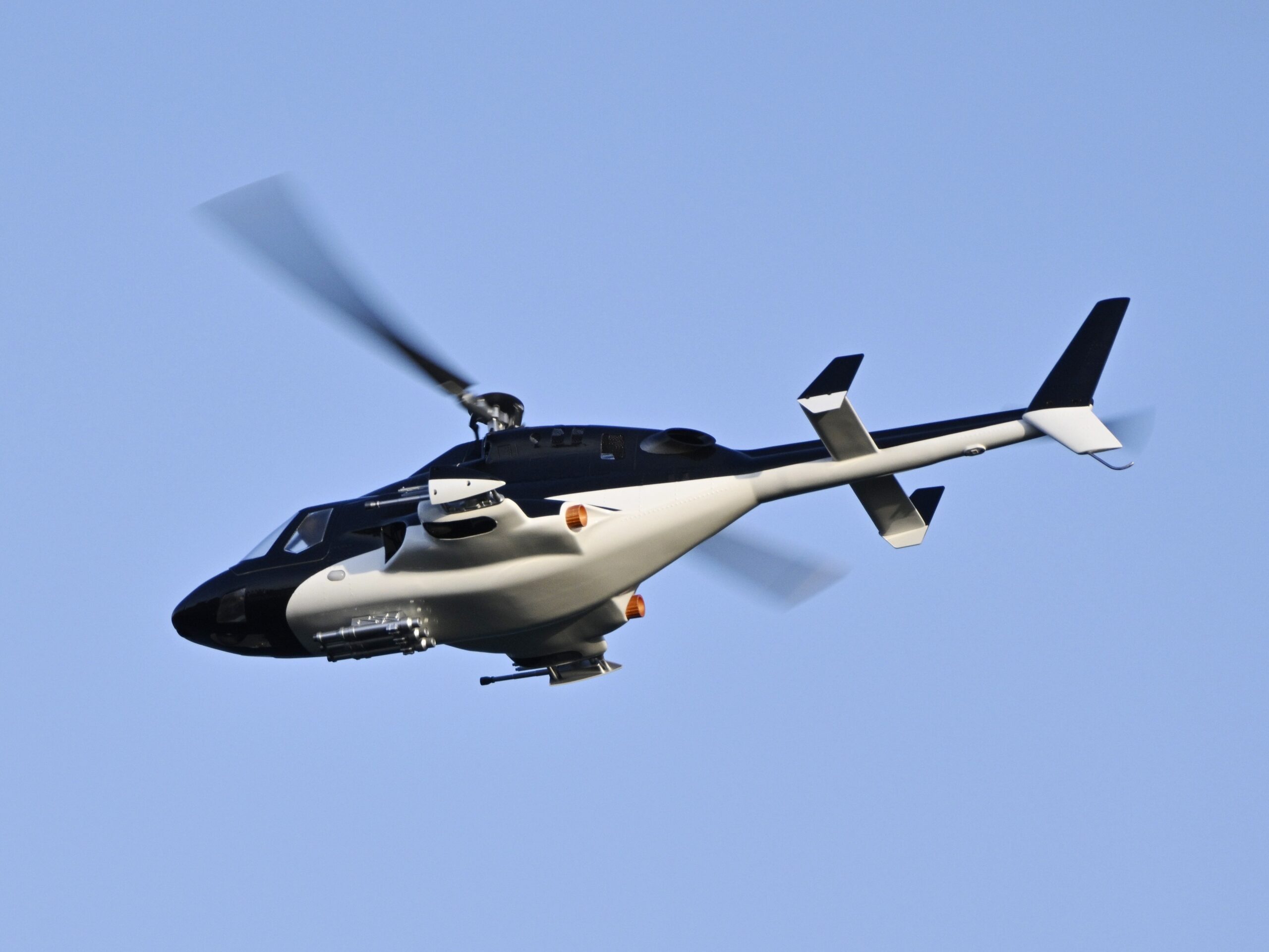 FLY WING Airwolf mit Einziehfahrwerk - Smart Scale Helikopter - GPS RTF-Set – Bild 4