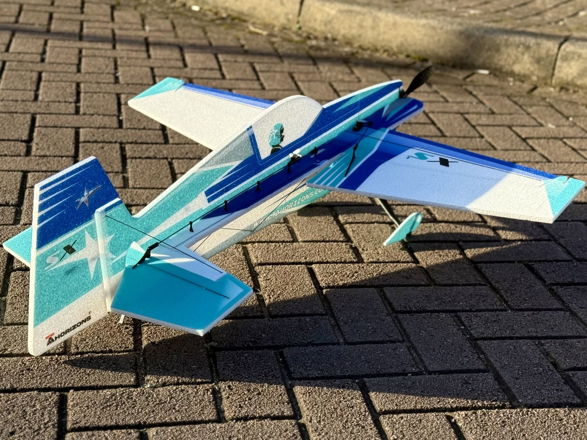 Extra SX 3D 37" - 940mm - KIT-Bausatz aus EPP - AJ Scheme blau - TA Horizons – Bild 4