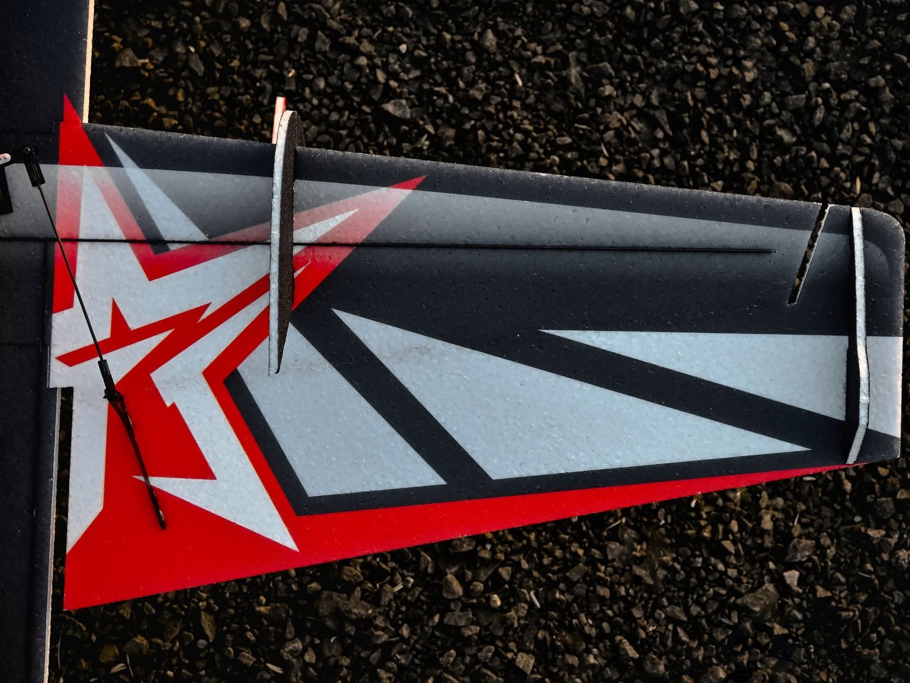 Wicked Slick Pro V2 37" - 940mm - KIT-Bausatz aus EPP - AJ Scheme rot - TA Horizons – Bild 6