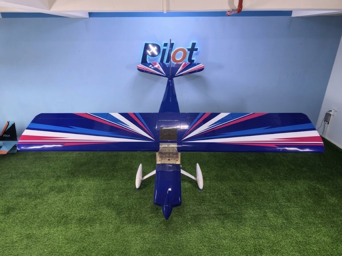 Pilot-RC Decathlon 107" V3 30ccm, Spw 2700mm, ARF-Modell