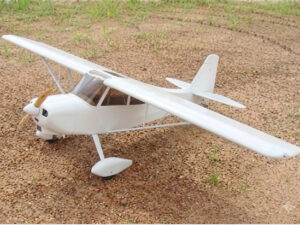 Pilot-RC Decathlon 122" V3 50ccm, Spw 3100mm, ganz in weiss, ARF-Modell